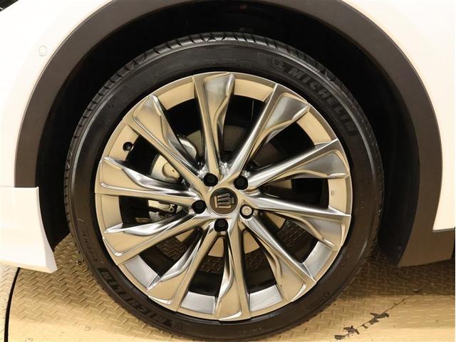 クラウンクロスオーバー Ｚ　革シート　４ＷＤ　フルセグ　メモリーナビ　バックカメラ　衝突被害軽減システム　ＥＴＣ　ドラレコ　ＬＥＤヘッドランプ　車線逸脱装置　オートマチックハイビーム　ブラインドスポットモニター（16枚目）