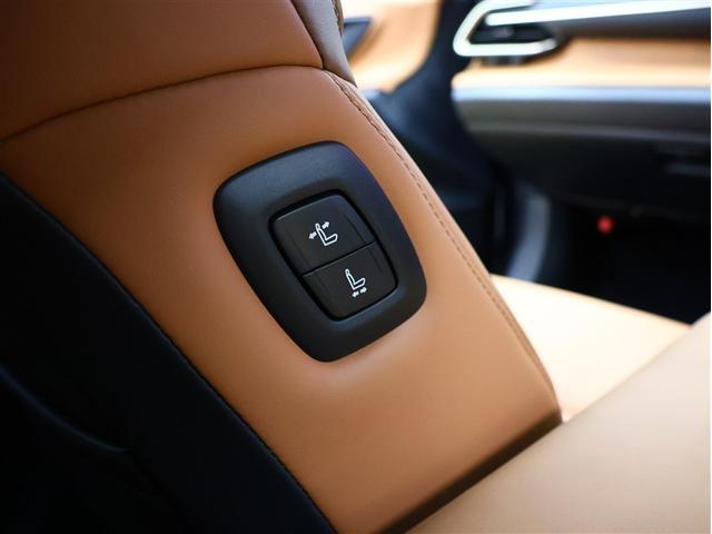 クラウンスポーツ Z 革シート サンルーフ 4WD フルセグ メモリーナビ バックカメラ 衝突被害軽減システム ETC ドラレコ LEDヘッドランプ パノラミックビューモニター ブラインドスポットモニター(23枚目)