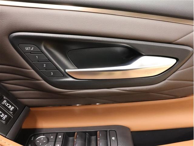 ヴェルファイアハイブリッド Ｚ　プレミア　革シート　サンルーフ　フルセグ　メモリーナビ　後席モニター　バックカメラ　衝突被害軽減システム　ＥＴＣ　両側電動スライド　ＬＥＤヘッドランプ　乗車定員７人　３列シート　フルエアロ（18枚目）