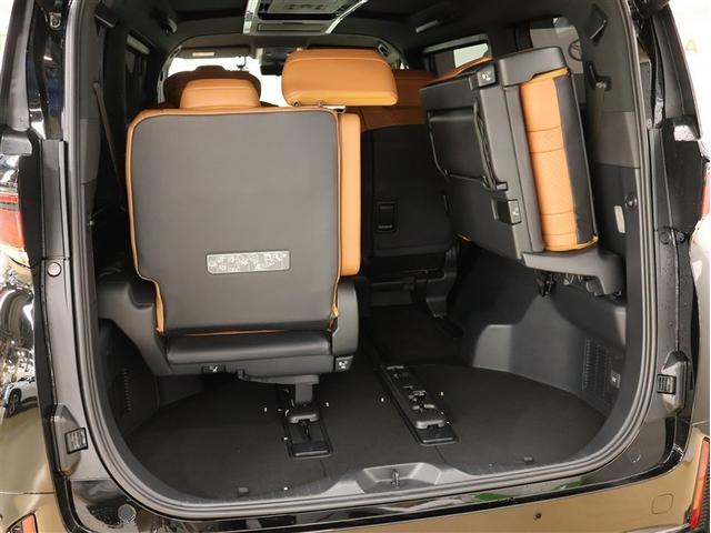 ヴェルファイアハイブリッド Ｚ　プレミア　革シート　サンルーフ　フルセグ　メモリーナビ　後席モニター　バックカメラ　衝突被害軽減システム　ＥＴＣ　両側電動スライド　ＬＥＤヘッドランプ　乗車定員７人　３列シート　フルエアロ（33枚目）