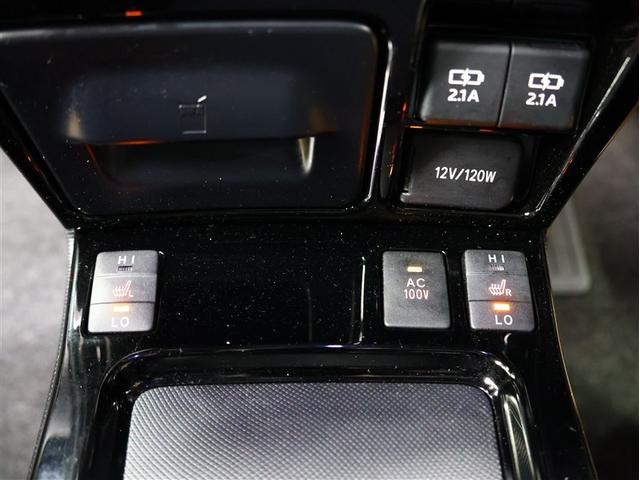 エスクァイア ハイブリッドＧｉプレミアムパッケジブラックテーラード　フルセグ　メモリーナビ　ＤＶＤ再生　後席モニター　バックカメラ　衝突被害軽減システム　ＥＴＣ　両側電動スライド　ＬＥＤヘッドランプ　乗車定員７人　３列シート（17枚目）