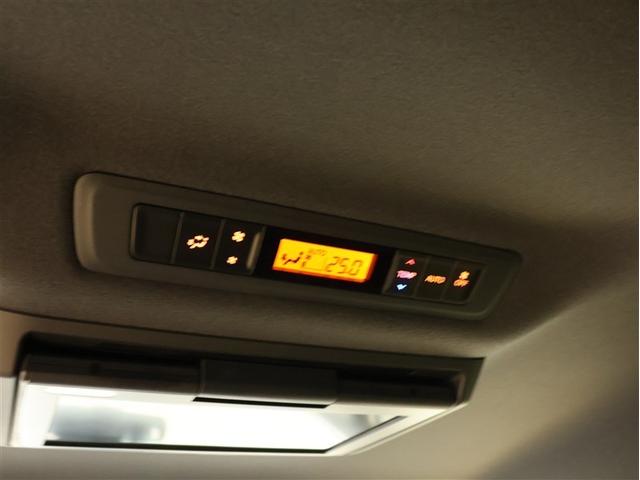 エスクァイア ハイブリッドＧｉプレミアムパッケジブラックテーラード　フルセグ　メモリーナビ　ＤＶＤ再生　後席モニター　バックカメラ　衝突被害軽減システム　ＥＴＣ　両側電動スライド　ＬＥＤヘッドランプ　乗車定員７人　３列シート（19枚目）