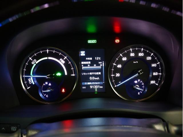 アルファードハイブリッド Ｇ　Ｆパッケージ　４ＷＤ　フルセグ　メモリーナビ　ＤＶＤ再生　バックカメラ　衝突被害軽減システム　ＥＴＣ　両側電動スライド　ＬＥＤヘッドランプ　乗車定員７人　３列シート（15枚目）