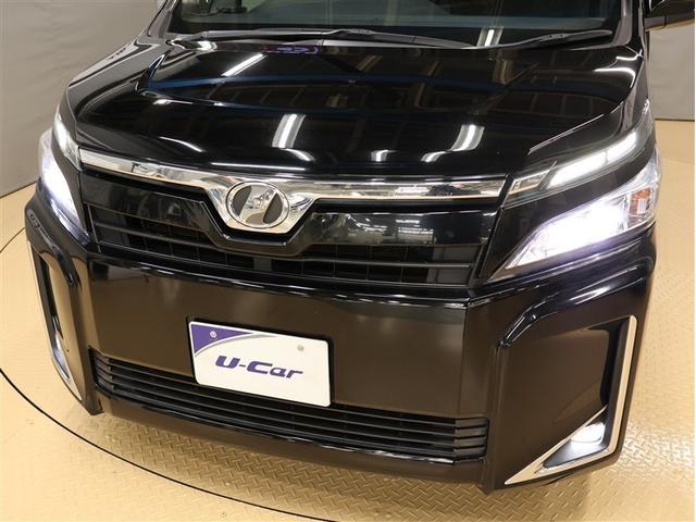 ヴォクシー Ｖ　サンルーフ　ワンセグ　メモリーナビ　バックカメラ　衝突被害軽減システム　ＥＴＣ　両側電動スライド　ＬＥＤヘッドランプ　ウオークスルー　乗車定員８人　３列シート　アイドリングストップ（10枚目）