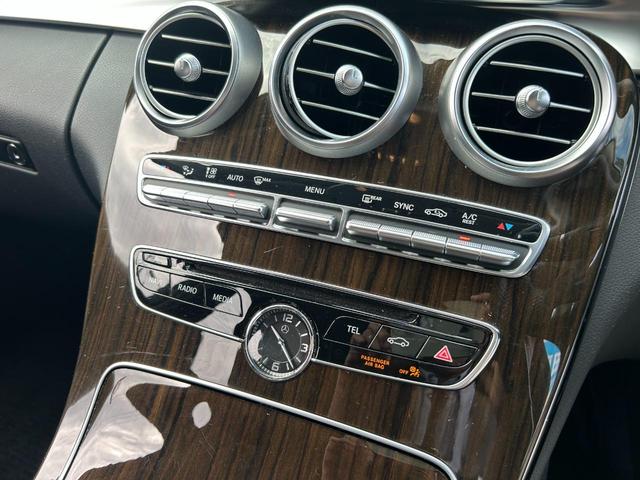 Ｃクラスステーションワゴン Ｃ２２０ｄ　ステーションワゴン　アバンギャルド　レーダーセーフティパッケージ／パーキングアシスト／パワーバックドア／ＬＥＤヘッドライト／シルバールーフレール／純正１７インチＡＷ／メーカーＨＤＤナビ／地デジＴＶ／Ｂカメラ／ＥＴＣ／キーレスゴー２個（45枚目）