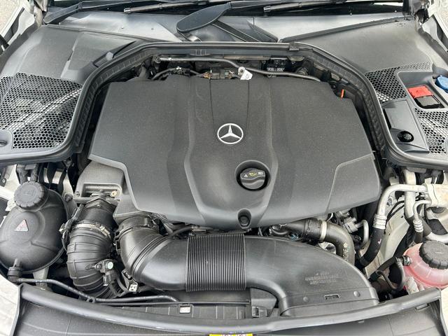 Ｃクラスステーションワゴン Ｃ２２０ｄ　ステーションワゴン　アバンギャルド　レーダーセーフティパッケージ／パーキングアシスト／パワーバックドア／ＬＥＤヘッドライト／シルバールーフレール／純正１７インチＡＷ／メーカーＨＤＤナビ／地デジＴＶ／Ｂカメラ／ＥＴＣ／キーレスゴー２個（59枚目）