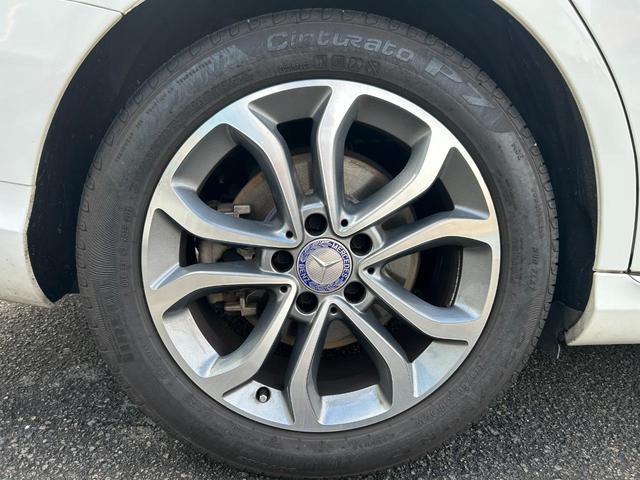 Ｃクラスステーションワゴン Ｃ２２０ｄ　ステーションワゴン　アバンギャルド　レーダーセーフティパッケージ／パーキングアシスト／パワーバックドア／ＬＥＤヘッドライト／シルバールーフレール／純正１７インチＡＷ／メーカーＨＤＤナビ／地デジＴＶ／Ｂカメラ／ＥＴＣ／キーレスゴー２個（63枚目）