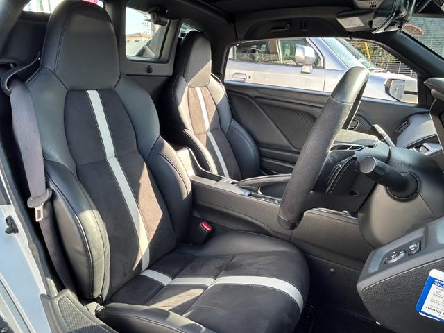 S660 α 新車保障継承付き ワンオーナー CTBA ギャザーズインターナビ(VXU-192SSi) フルセグTV Bカメラ 純正ドライブレコーダー ETC シートヒーター パドルシフト 保証書 取説 スペアキー(9枚目)