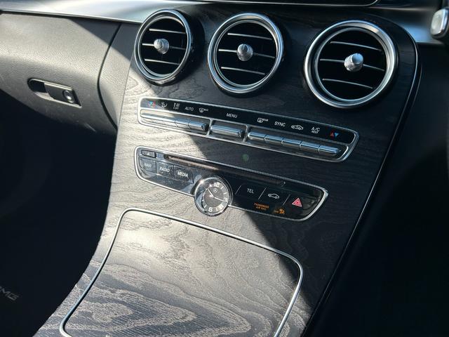 Cクラスステーションワゴン C200 ステーションワゴン スポーツ本革仕様 半年保証付 ブラック革シート パワーシート/シートヒーター ヘッドアップディスプレイ ブラインドスポットアシスト ルーフレール LEDヘッドライト パドルシフト メーカーナビ フルセグ Bカメラ(38枚目)