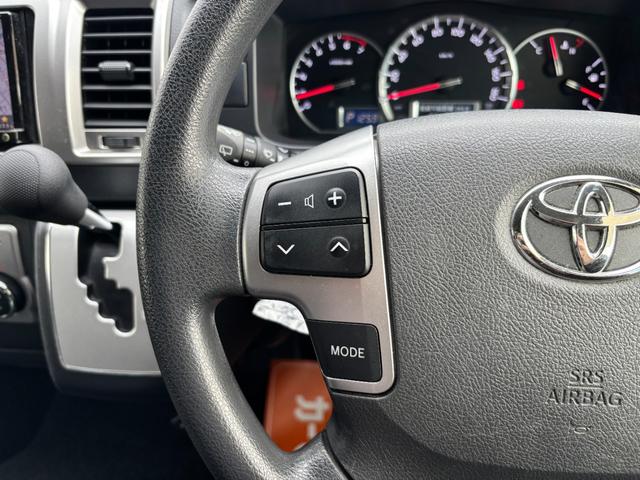 ★ステアリング多機能スイッチ付！手元で操作ができてとっても便利です（＾＾♪）