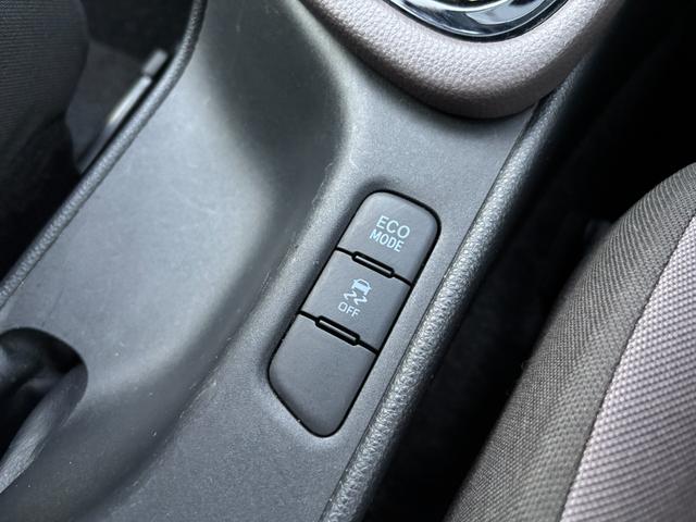 ヤリス Ｇ　新車保障継承／ワンオナ／ディスプレイオーディオナビ／Ｆモデリスタスポイラー／リアカメラ／セーフティーセンス／ビルトインＥＴＣ／ＧＲフロントバンパーガーニッシュ／ＬＥＤフォグ／外ＡＷ／スマートキー２個（18枚目）