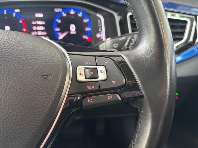 ポロ ＴＳＩハイライン　ＤｉｓｃｏｖｅｒＰｒｏパッケージ／メーカー８インチナビ／フルセグ／ＥＴＣ２．０／セーフティパッケージ／ＢＳＭ／プリクラッシュブレーキシステム／ＬＥＤヘッド／スマートキー２個（11枚目）