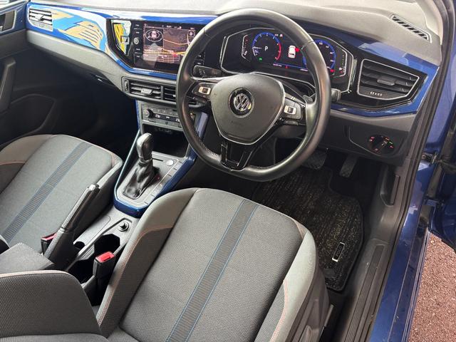 ポロ ＴＳＩハイライン　ＤｉｓｃｏｖｅｒＰｒｏパッケージ／メーカー８インチナビ／フルセグ／ＥＴＣ２．０／セーフティパッケージ／ＢＳＭ／プリクラッシュブレーキシステム／ＬＥＤヘッド／スマートキー２個（38枚目）