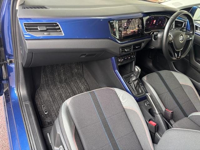 ポロ ＴＳＩハイライン　ＤｉｓｃｏｖｅｒＰｒｏパッケージ／メーカー８インチナビ／フルセグ／ＥＴＣ２．０／セーフティパッケージ／ＢＳＭ／プリクラッシュブレーキシステム／ＬＥＤヘッド／スマートキー２個（40枚目）