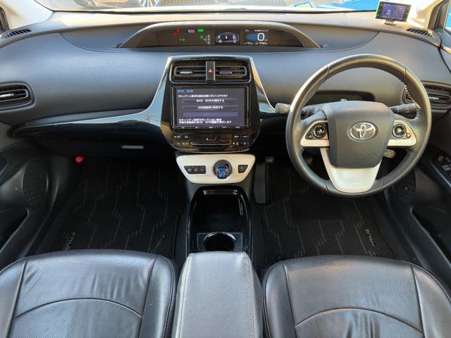 プリウス Ｓセーフティプラス　１年保証付（距離無制限）／ディーラー９インチナビ／セーフティーセンスＰ／クリアランスソナー／パーキングアシスト／フルセグ／ナビレディセット／ＬＥＤヘッドライト／クルコン／ビルトインＥＴＣ／スマートキー（7枚目）