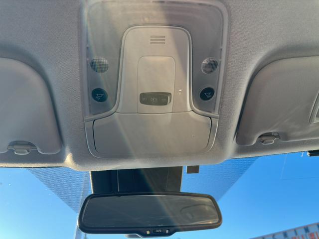 プリウス Ｓセーフティプラス　１年保証付（距離無制限）／ディーラー９インチナビ／セーフティーセンスＰ／クリアランスソナー／パーキングアシスト／フルセグ／ナビレディセット／ＬＥＤヘッドライト／クルコン／ビルトインＥＴＣ／スマートキー（25枚目）