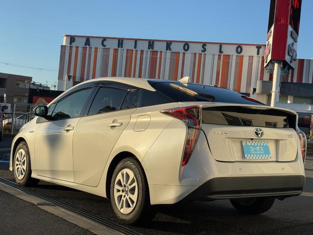 プリウス Ｓセーフティプラス　１年保証付（距離無制限）／ディーラー９インチナビ／セーフティーセンスＰ／クリアランスソナー／パーキングアシスト／フルセグ／ナビレディセット／ＬＥＤヘッドライト／クルコン／ビルトインＥＴＣ／スマートキー（31枚目）