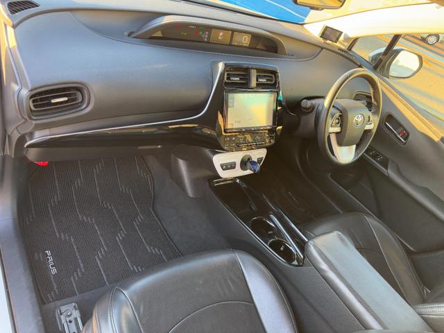 プリウス Ｓセーフティプラス　１年保証付（距離無制限）／ディーラー９インチナビ／セーフティーセンスＰ／クリアランスソナー／パーキングアシスト／フルセグ／ナビレディセット／ＬＥＤヘッドライト／クルコン／ビルトインＥＴＣ／スマートキー（37枚目）