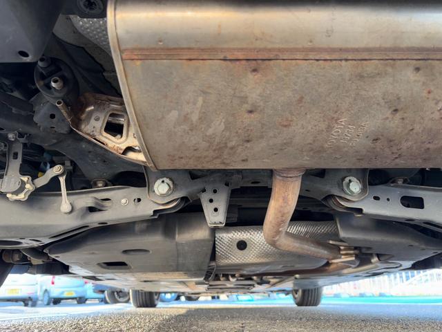 プリウス Ｓセーフティプラス　１年保証付（距離無制限）／ディーラー９インチナビ／セーフティーセンスＰ／クリアランスソナー／パーキングアシスト／フルセグ／ナビレディセット／ＬＥＤヘッドライト／クルコン／ビルトインＥＴＣ／スマートキー（53枚目）