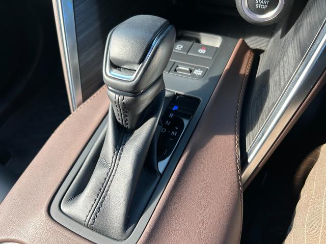 ハリアー Ｇ　新車保障継承　ワンオーナー　８インチディスプレイオーディオ　地デジＴＶ　Ｂガイドモニター　ＥＴＣ２．０　デジタルインナーミラー　セーフティセンス　パーキングサポートブレーキ　パワーバックドア（41枚目）