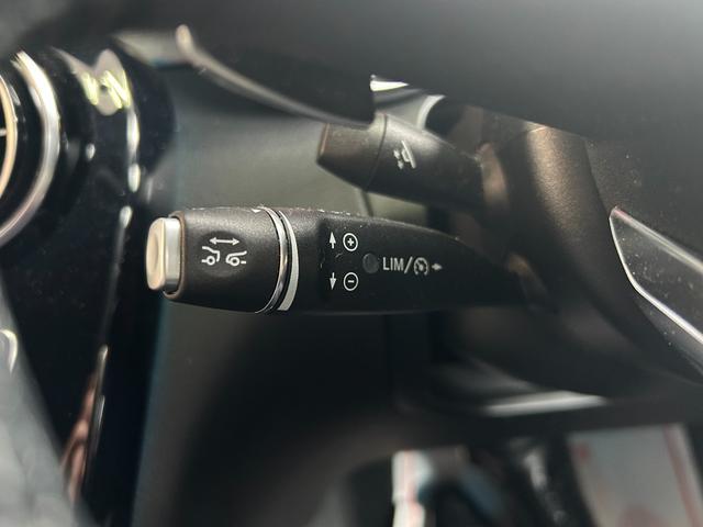 GLC GLC200 スポーツ レーダーセーフティPKG/メーカーナビ/全方位モニター/フルセグTV/BSM/ハーフレザーシート/F席パワーシート/F席シートヒーター/クルコン/パワーバックドア/ルーフレール/純正19AW(15枚目)