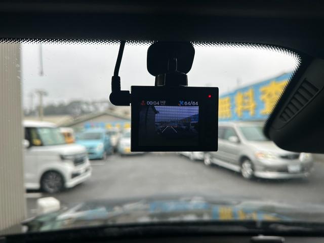 GLC GLC200 スポーツ レーダーセーフティPKG/メーカーナビ/全方位モニター/フルセグTV/BSM/ハーフレザーシート/F席パワーシート/F席シートヒーター/クルコン/パワーバックドア/ルーフレール/純正19AW(20枚目)