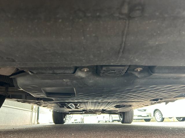 GLC GLC200 スポーツ レーダーセーフティPKG/メーカーナビ/全方位モニター/フルセグTV/BSM/ハーフレザーシート/F席パワーシート/F席シートヒーター/クルコン/パワーバックドア/ルーフレール/純正19AW(56枚目)