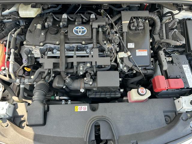 ★エンジン画像です。ユーポス外環河内長野店では全車”納車前法定１２ヶ月点検（以上）を実施”致しますので、車両品質もご安心ください。即納可能です！株式会社ユーポス