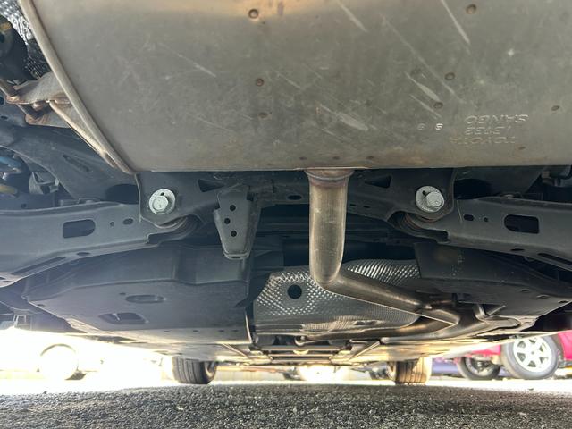 ★車輌下廻りも綺麗です。