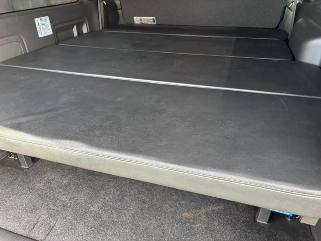 ハイエースバン スーパーＧＬ　ダークプライムＩＩ　ディーゼルターボ／アルパインフローティングナビ／フルセグＴＶ／パノラミックビューモニター／セーフティーセンス／両側パワスラ／デジタルインナーミラー／ベッドキット／ハーフレザーシート／スマートキー２本（9枚目）