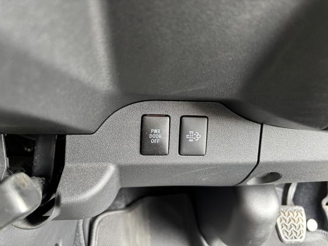 ハイエースバン スーパーＧＬ　ダークプライムＩＩ　ディーゼルターボ／アルパインフローティングナビ／フルセグＴＶ／パノラミックビューモニター／セーフティーセンス／両側パワスラ／デジタルインナーミラー／ベッドキット／ハーフレザーシート／スマートキー２本（20枚目）