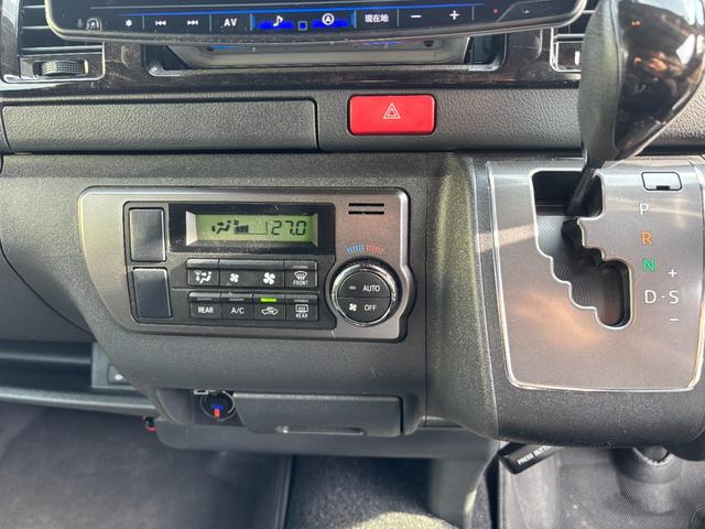 ハイエースバン スーパーＧＬ　ダークプライムＩＩ　ディーゼルターボ／アルパインフローティングナビ／フルセグＴＶ／パノラミックビューモニター／セーフティーセンス／両側パワスラ／デジタルインナーミラー／ベッドキット／ハーフレザーシート／スマートキー２本（26枚目）