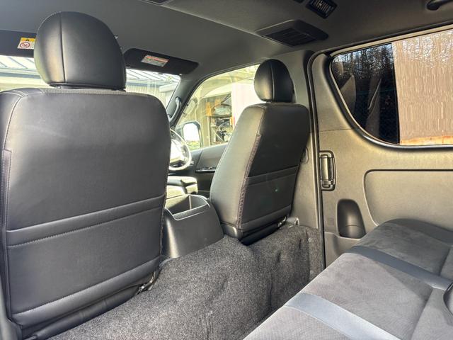 ハイエースバン スーパーＧＬ　ダークプライムＩＩ　ディーゼルターボ／アルパインフローティングナビ／フルセグＴＶ／パノラミックビューモニター／セーフティーセンス／両側パワスラ／デジタルインナーミラー／ベッドキット／ハーフレザーシート／スマートキー２本（36枚目）