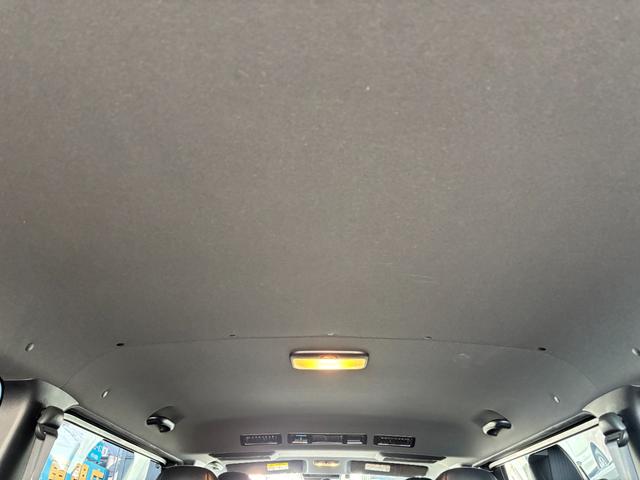 ハイエースバン スーパーＧＬ　ダークプライムＩＩ　ディーゼルターボ／アルパインフローティングナビ／フルセグＴＶ／パノラミックビューモニター／セーフティーセンス／両側パワスラ／デジタルインナーミラー／ベッドキット／ハーフレザーシート／スマートキー２本（39枚目）