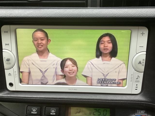 アクア Ｇ　ドライブレコーダー　ＥＴＣ　バックカメラ　ナビ　ＴＶ　アルミホイール　ヘッドライトウォッシャー　キーレスエントリー　アイドリングストップ　電動格納ミラー　シートヒーター　ＣＶＴ　衝突安全ボディ　ＡＢＳ（7枚目）