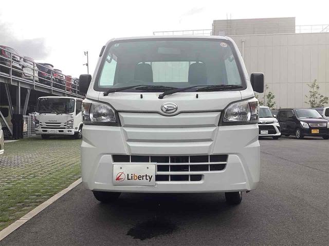 ハイゼットトラック スタンダード　ＭＴ　エアコン　パワーステアリング　運転席エアバッグ（2枚目）