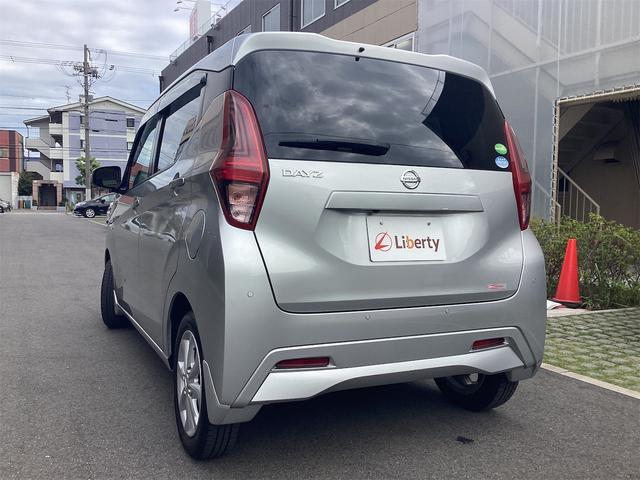 デイズ X 全周囲カメラ ナビ TV クリアランスソナー オートライト スマートキー アイドリングストップ 電動格納ミラー ベンチシート CVT ABS ESC CD USB ミュージックプレイヤー接続可(10枚目)