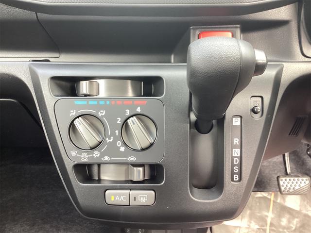 ミライース Ｌ　ＳＡＩＩＩ　クリアランスソナー　衝突被害軽減システム　オートマチックハイビーム　アイドリングストップ　ＣＶＴ　ＡＢＳ　ＥＳＣ　エアコン（7枚目）