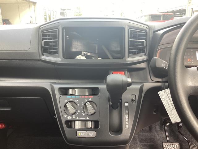 ミライース Ｌ　ＳＡＩＩＩ　クリアランスソナー　衝突被害軽減システム　オートマチックハイビーム　アイドリングストップ　ＣＶＴ　ＡＢＳ　ＥＳＣ　エアコン（8枚目）