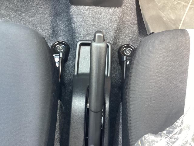 ミライース Ｌ　ＳＡＩＩＩ　クリアランスソナー　衝突被害軽減システム　オートマチックハイビーム　アイドリングストップ　ＣＶＴ　ＡＢＳ　ＥＳＣ　エアコン（10枚目）