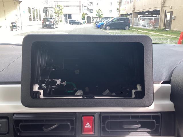 ムーヴキャンバス ストライプスＸ　バックカメラ　両側電動スライドドア　クリアランスソナー　衝突被害軽減システム　スマートキー　アイドリングストップ　電動格納ミラー　ベンチシート　ＣＶＴ　ＡＢＳ　ＥＳＣ　エアコン　パワーステアリング（13枚目）