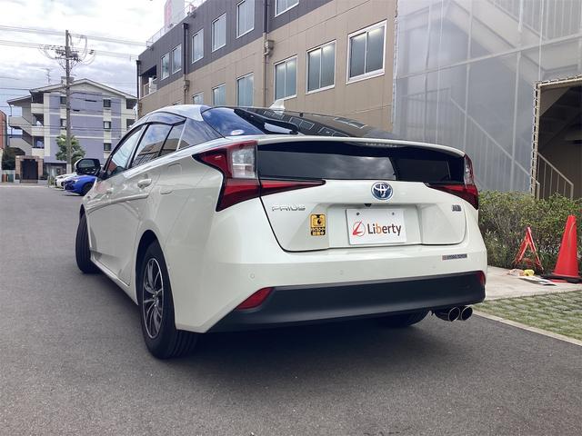 TOYOTA PRIUS A PREMIUM
