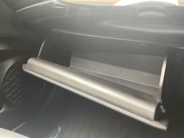 TOYOTA PRIUS A PREMIUM