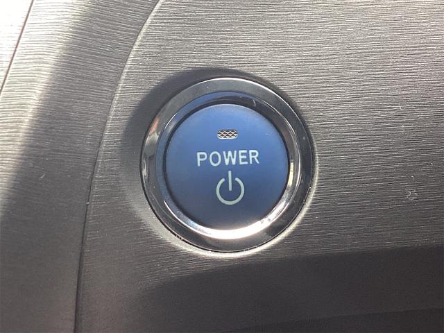 プリウス G ETC オートクルーズコントロール バックカメラ ナビ TV アルミホイール オートライト HID CVT スマートキー 電動格納ミラー 盗難防止システム USB(11枚目)