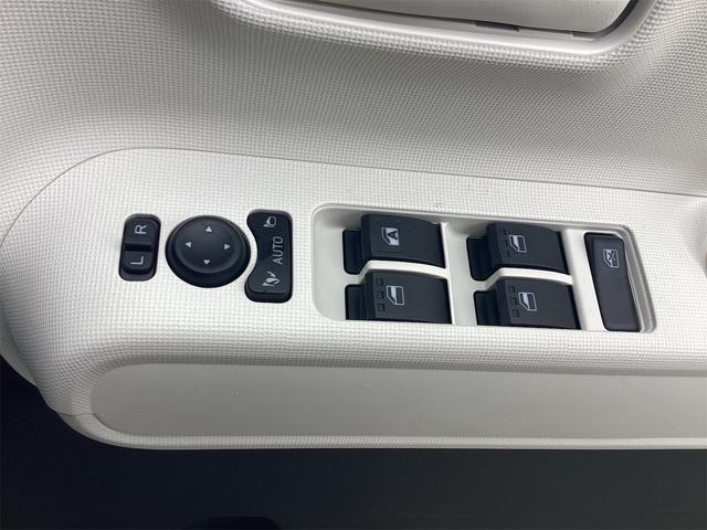 ムーヴキャンバス ストライプスＸ　バックカメラ　両側電動スライドドア　クリアランスソナー　衝突被害軽減システム　オートライト　スマートキー　アイドリングストップ　電動格納ミラー　ベンチシート　ＣＶＴ　ＥＳＣ　エアコン（16枚目）