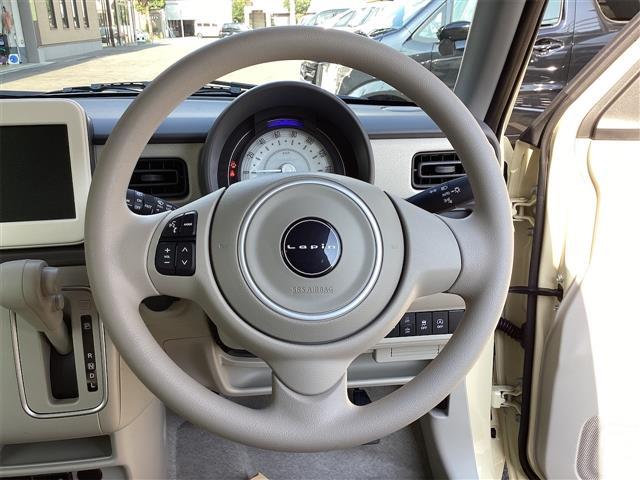 アルトラパン L クリアランスソナー レーンアシスト 衝突被害軽減システム オートライト LEDヘッドランプ スマートキー アイドリングストップ 電動格納ミラー シートヒーター ベンチシート CVT 盗難防止システム(6枚目)