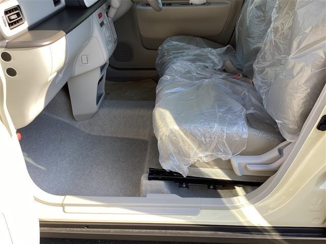 アルトラパン L クリアランスソナー レーンアシスト 衝突被害軽減システム オートライト LEDヘッドランプ スマートキー アイドリングストップ 電動格納ミラー シートヒーター ベンチシート CVT 盗難防止システム(33枚目)