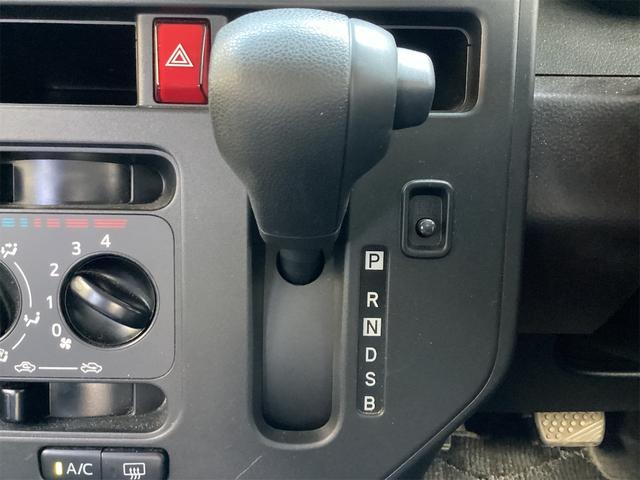 タンク X S 両側スライドドア クリアランスソナー 衝突被害軽減システム オートライト スマートキー アイドリングストップ 電動格納ミラー シートヒーター CVT 盗難防止システム 衝突安全ボディ ABS ESC(13枚目)