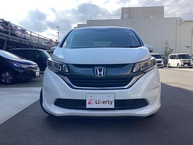 フリード G ETC バックカメラ ナビ TV 両側スライド・片側電動 スマートキー アイドリングストップ 電動格納ミラー 3列シート CVT アルミホイール USB ミュージックプレイヤー接続可(2枚目)