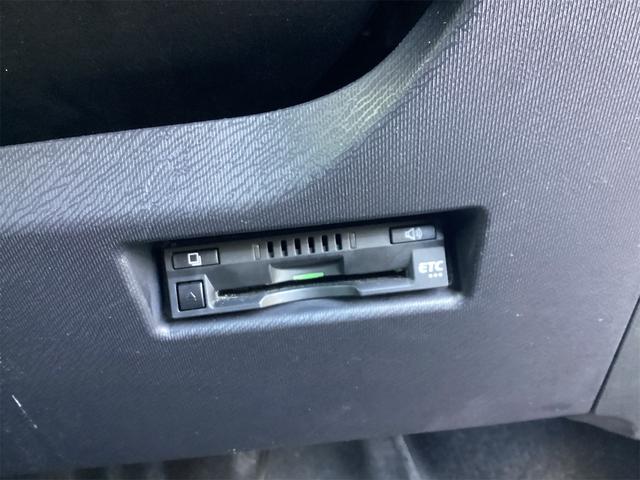 アクア Sスタイルブラック ETC バックカメラ ナビ TV クリアランスソナー レーンアシスト 衝突被害軽減システム アルミホイール オートマチックハイビーム オートライト スマートキー 電動格納ミラー(11枚目)